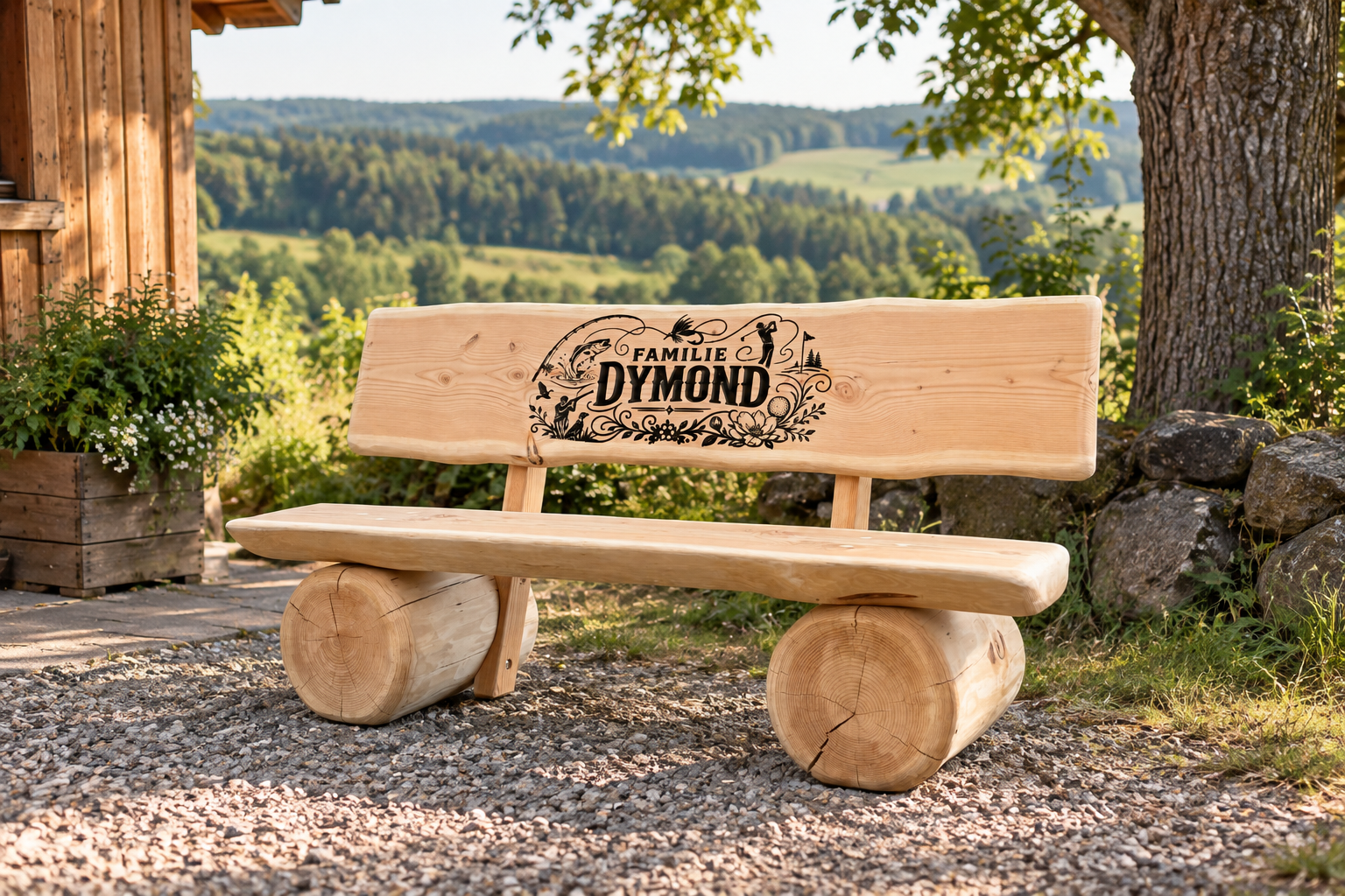 Personalisierte massive Holzbank mit Gravur Familie Dymond in natürlicher Gartenumgebung aus handgefertigtem Baumstammholz
